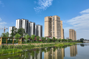 滨河小城