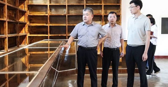 胡晓明调研全区文旅体工作