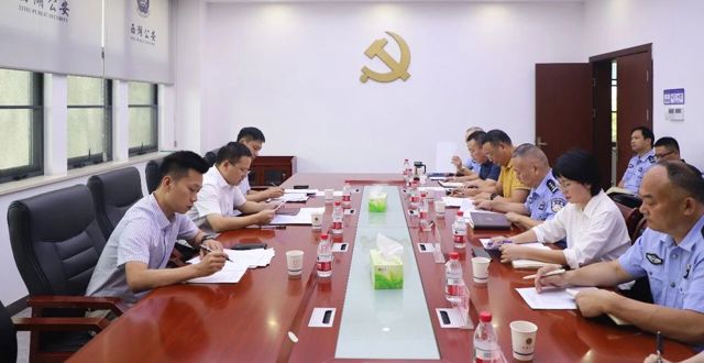 王杰调研全区社会稳定工作